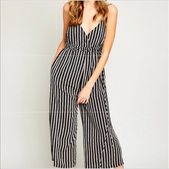 Last 1 | Striped Pocket Jumpsuit - Picture 5 of 8